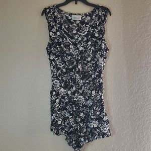 Geri C. Floral Romper Size S